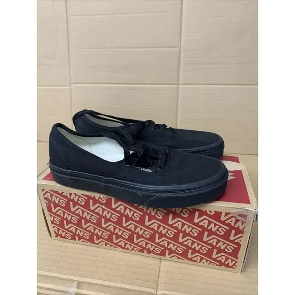 1036. Vans All Black-US 5.5 Mens