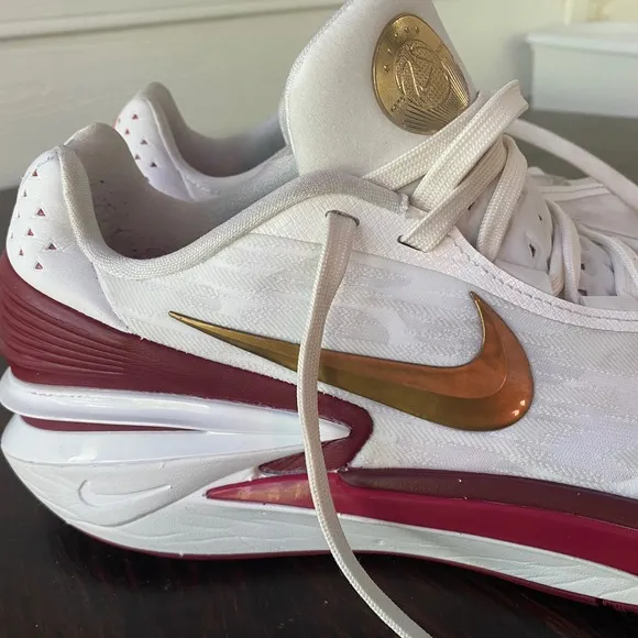 12.5 Nike Zoom GT Cut 2 &quot;Sisterhood&quot; White Gold Maroon Basketball Preowned FLAW