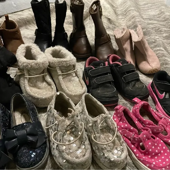 13 Pair Lot Of Toddler Baby Girls 5 6 7 Shoes Boots Nike Carter’s More