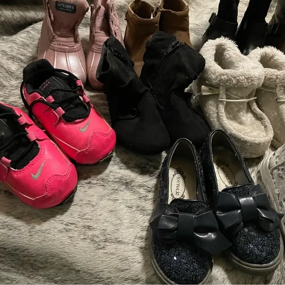 13 Pair Lot Of Toddler Baby Girls 5 6 7 Shoes Boots Nike Carter’s More
