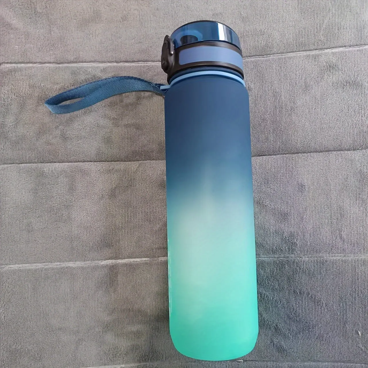 33.81 oz Multipurpose Polycarbonate Water Bottle - Leakproof, Insulated, Large Capacity PC Fitness, Student, Business, Hiking, Hot & Cold Beverage Container with Portable Handle