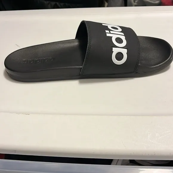 Adidas Adilette Comfort B42207 Slides Sandals Shoes new black white Mens Size 11