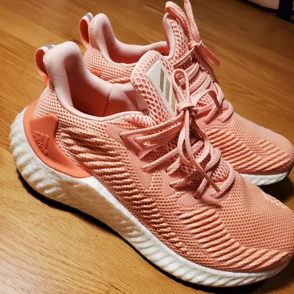 Adidas Alphaboost Sneakers Coral Men's Size 6/ Fits Woman's Size 7.5