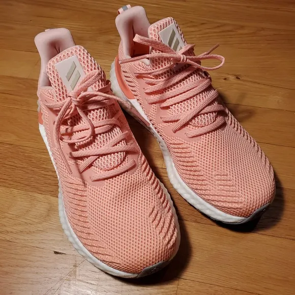Adidas Alphaboost Sneakers Coral Men's Size 6/ Fits Woman's Size 7.5