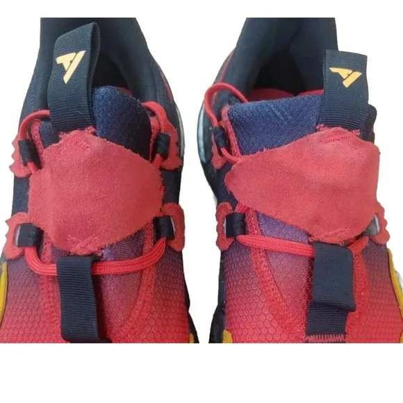 Adidas Athletic Shoes Basketball Rayford Trae Young Red Black GY3772 Men Sz 11