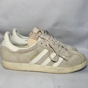 Adidas Gazelle Shoes Originals Sneakers Wonder Beige/Off White IG5796 Men Sz 6.5
