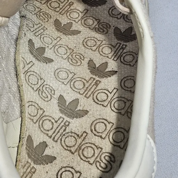 Adidas Gazelle Shoes Originals Sneakers Wonder Beige/Off White IG5796 Men Sz 6.5