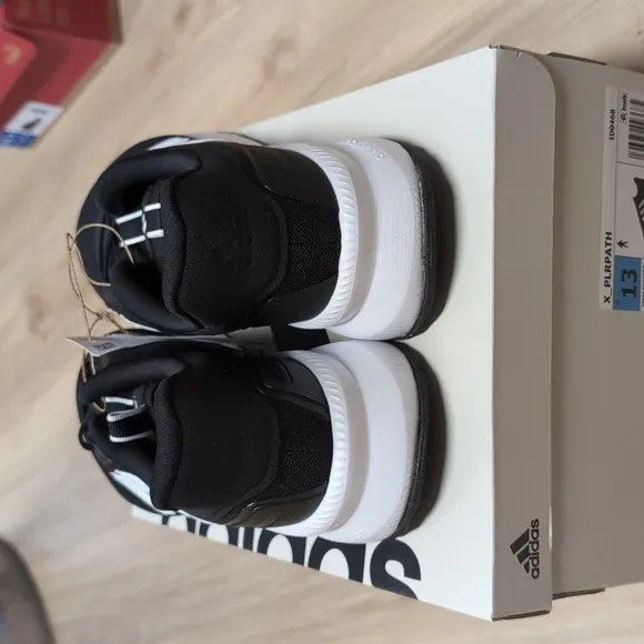 Adidas Men's Black and White Running Shoes
