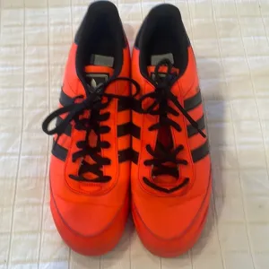 Adidas Orion ortholite athletic shoes sneakers men’s size 5 orange black stripes