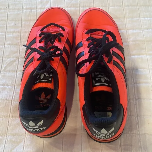 Adidas Orion ortholite athletic shoes sneakers men’s size 5 orange black stripes