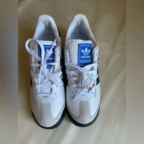 Adidas Samoa Shoes Kids size 4