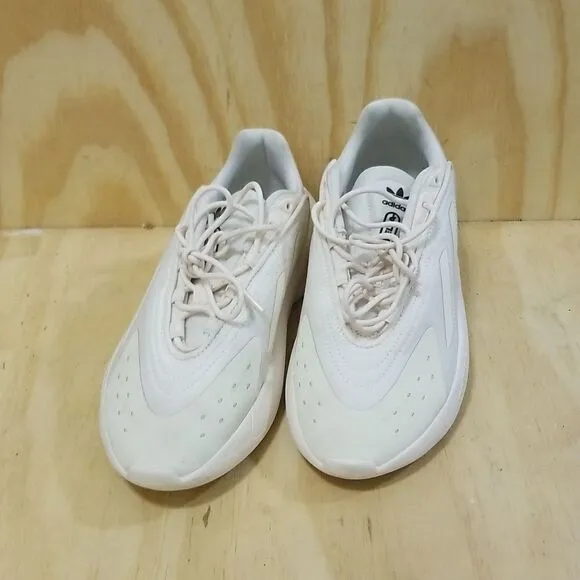 ADIDAS SNEAKER SHOES SPORTS CASUAL TRAINERS FREE TIME CODE OZELIA women size  7