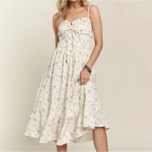 ADORA Smocked Floral Sweetheart Neck Cami Dress Midi Dress in Cream