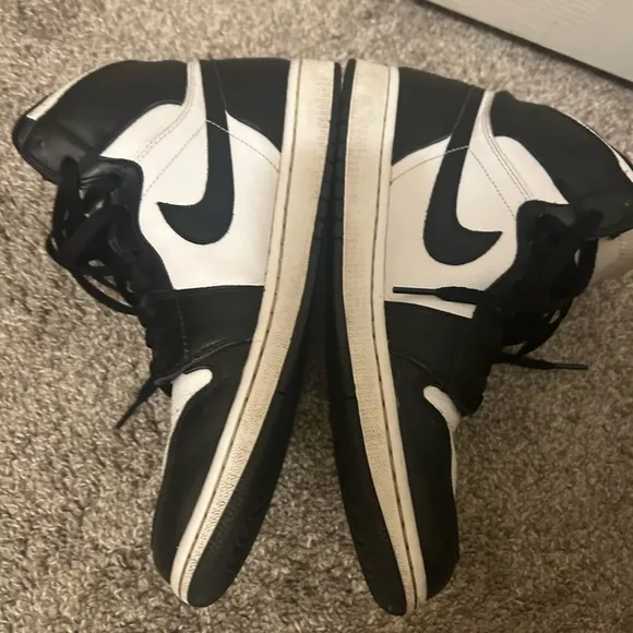Air Jordan 1 retro hi panda