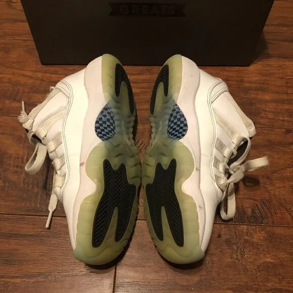 AIR JORDAN 11 retro low legend blue size 5 women = 3.5Y kids