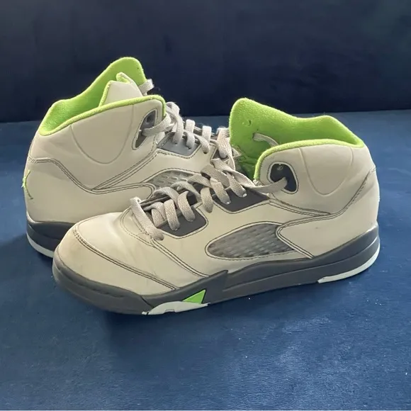 Air Jordan 5 Retro GS Green Bean Shoes Youth Size 2.5 Unisex DQ3734-003