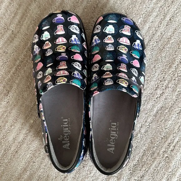 Alegria Keli Teacup Professional Shoe size Patent Clogs Black Patent Size 39 | 9