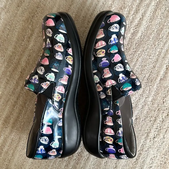 Alegria Keli Teacup Professional Shoe size Patent Clogs Black Patent Size 39 | 9