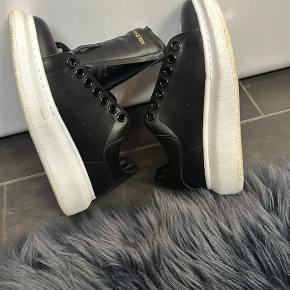 Alexander McQueen Black Leather Sneakers
