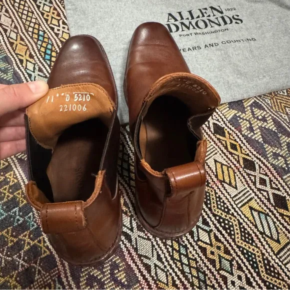 Allen Edmonds Liverpool Chelsea Dress Boot   Bag