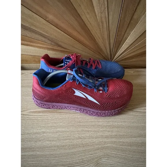 Altra Escalante Racer USA Shoes Men Blue Red Running Mesh Sneakers Sz 10