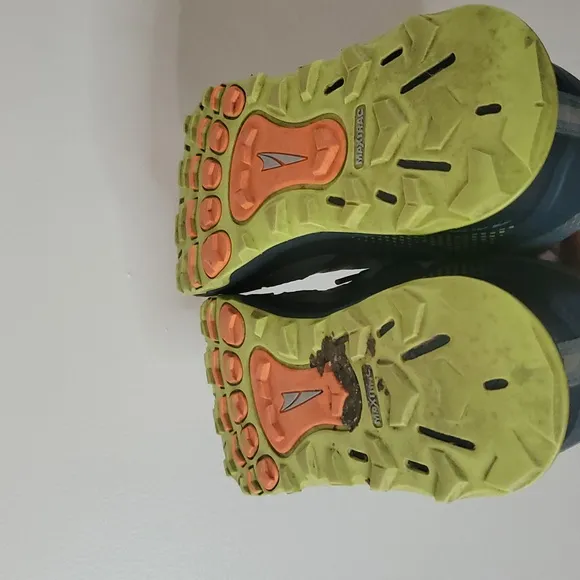 Altra Lone Peak All Weather Hiking Shoes Size 8 Mens