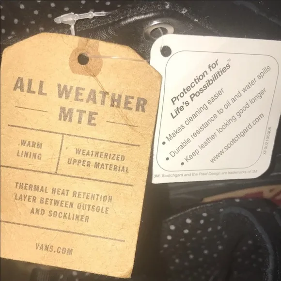 &gt;👦🏻ALL WEATHER MTE DEL PATO BLACK POLKA DOTS SK8 HI SCOTCH GARD BRAND NEW VANS