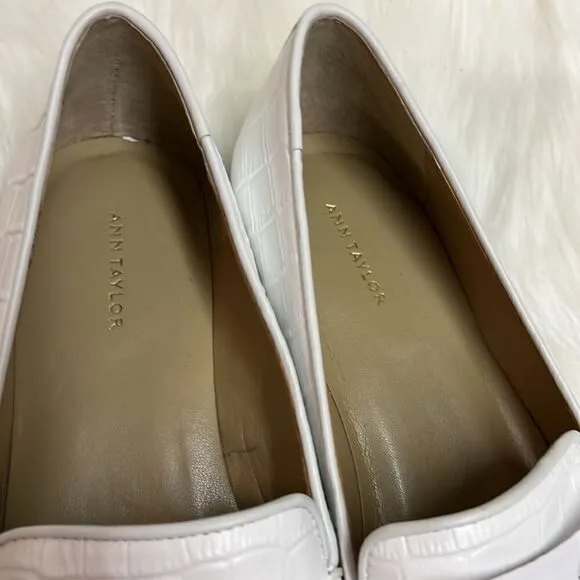 Ann Taylor Ursula Croco Tassel Loafer Leather White Size 7.5 B32