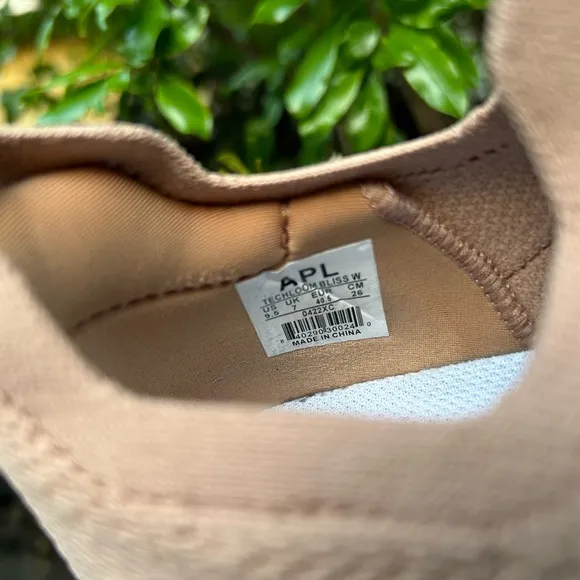 APL Athletic Propulsion Labs APL Lululemon 9.5 women