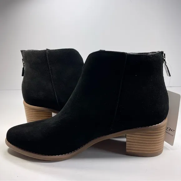 Aqua College Woman's Emily Black Suede Waterproof Black Ankle Boots Size