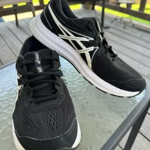 Asics Gel Contend 7 With Amplifoam Men’s Size 12 Running Shoes Black &amp; White