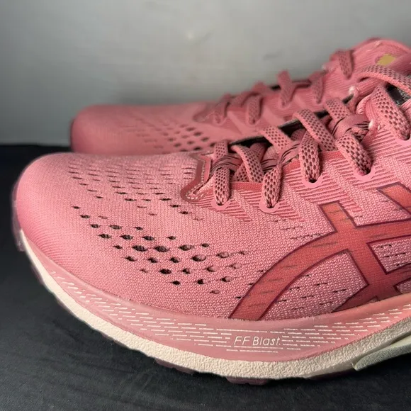 ASICS Gel-Kayano 28 running shoes sports shoes women’s size 9