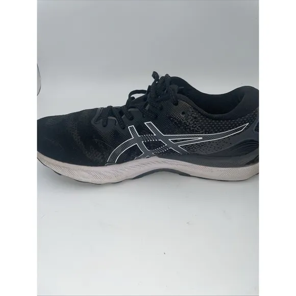 Asics Gel Nimbus 23 Men's Size 10.5 US Black Athletic Running Sneakers 1011B004