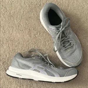 ASICS Gray and White Athletic Running Shoes with Signature Cushioning
