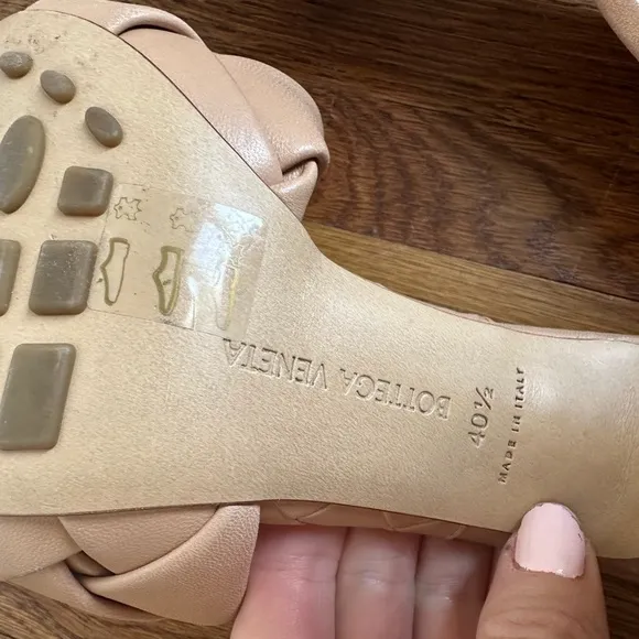 Authentic Bottega Veneta Square Toe Beige Mules