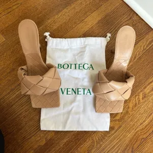 Authentic Bottega Veneta Square Toe Beige Mules
