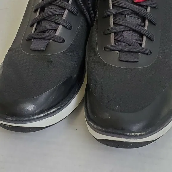 Bala Shoes Twelves 12 Womens Sz 7.5 Mens Sz 6 Nursing Shoes in Nocturnal Black
