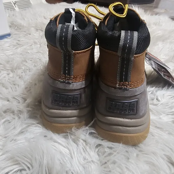 BASS outdoor field duck boots Mens 7M brown waterproof