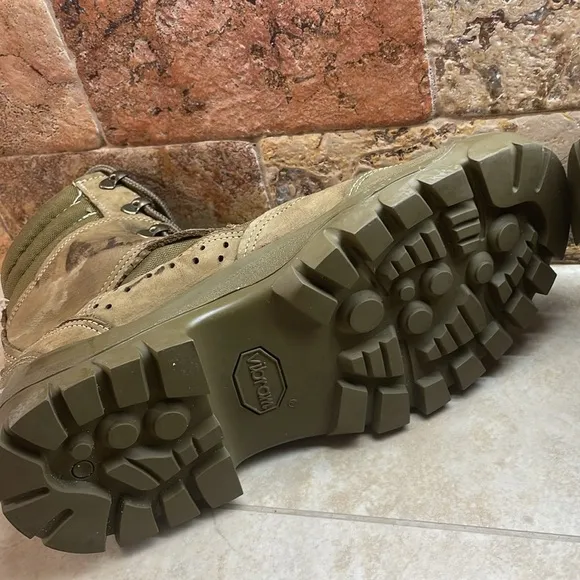 Bates Boots Combat Hot Weather 2012 Shoes E03612B Wibram Brown Green Size 8 W