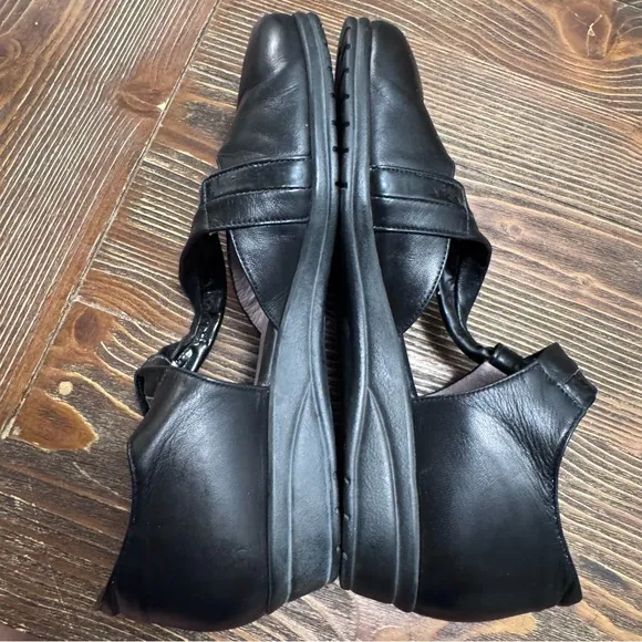 Beautifeel Made in Isreal Mary Jane Leather Career Shoes Size EU 41