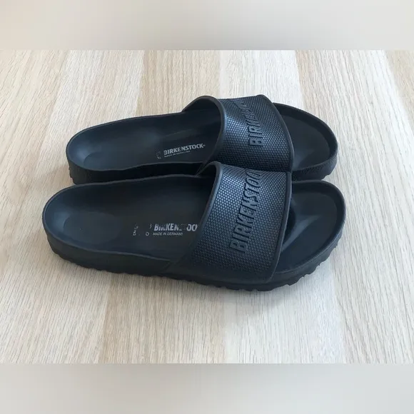 Birkenstock Black Slide Sandals Unisex Size 39.