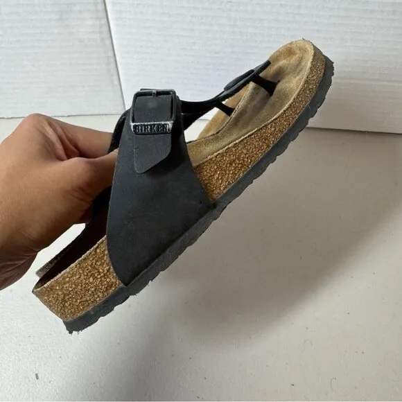 Birkenstock Kids Black Strap Gizeh Sandals Size 34