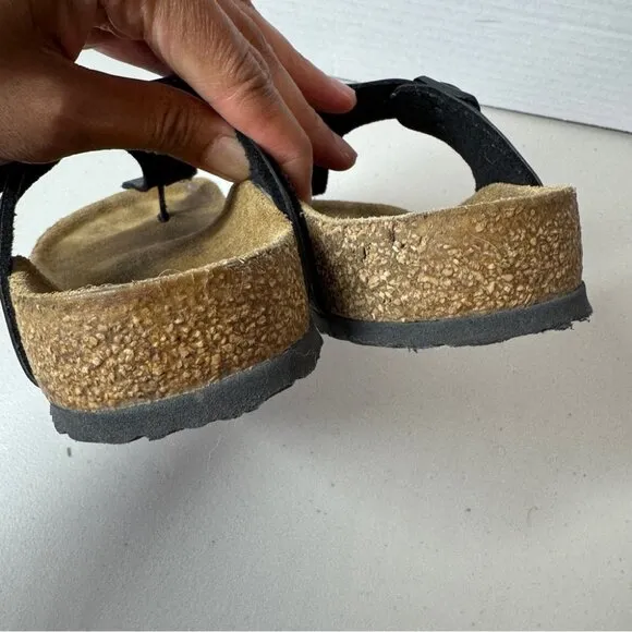 Birkenstock Kids Black Strap Gizeh Sandals Size 34