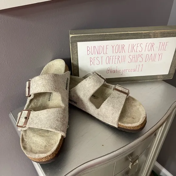 Birkenstocks size 40 shoes 🍀