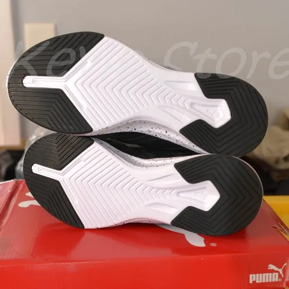 Black Puma ladies sneaker