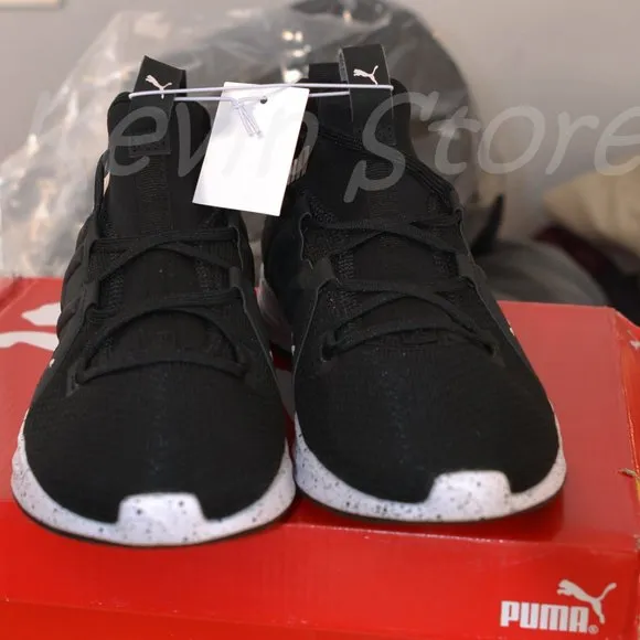 Black Puma ladies sneaker
