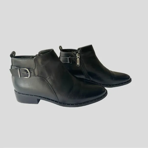 BLONDO BLACK LEATHER WATERPROOF MOTO ANKLE BOOTS SIZE 8.5 Medium
