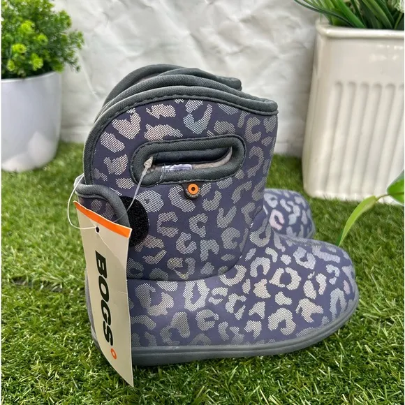 Bogs Baby Il Boots MetallicLeapord size 9 new unisex