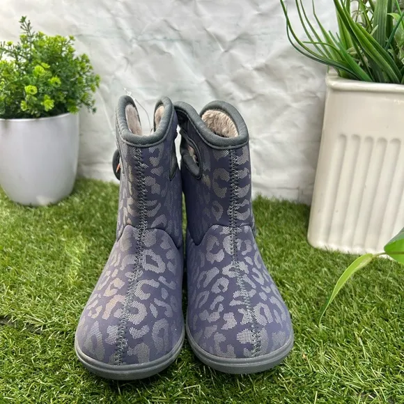 Bogs Baby Il Boots MetallicLeapord size 9 new unisex