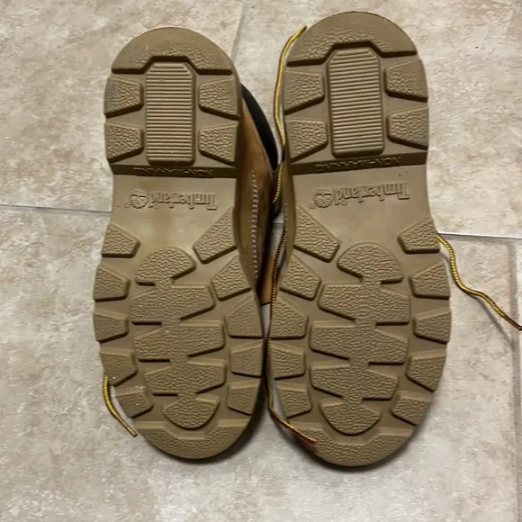 Boys waterproof boots